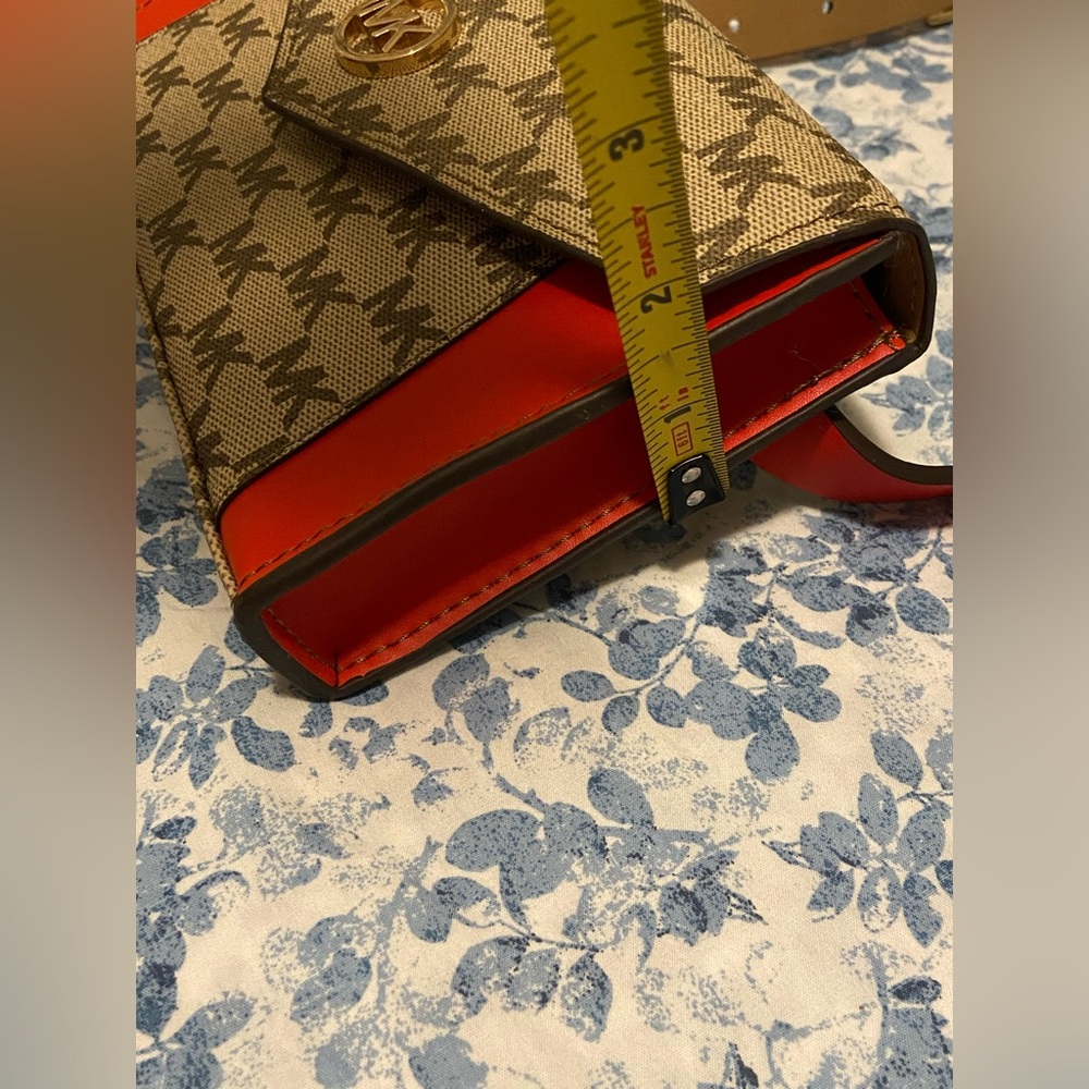Michael Kors Red and Brown Signature Fanny Pack powder blush small bag Size L/XL - Picture 9 of 14